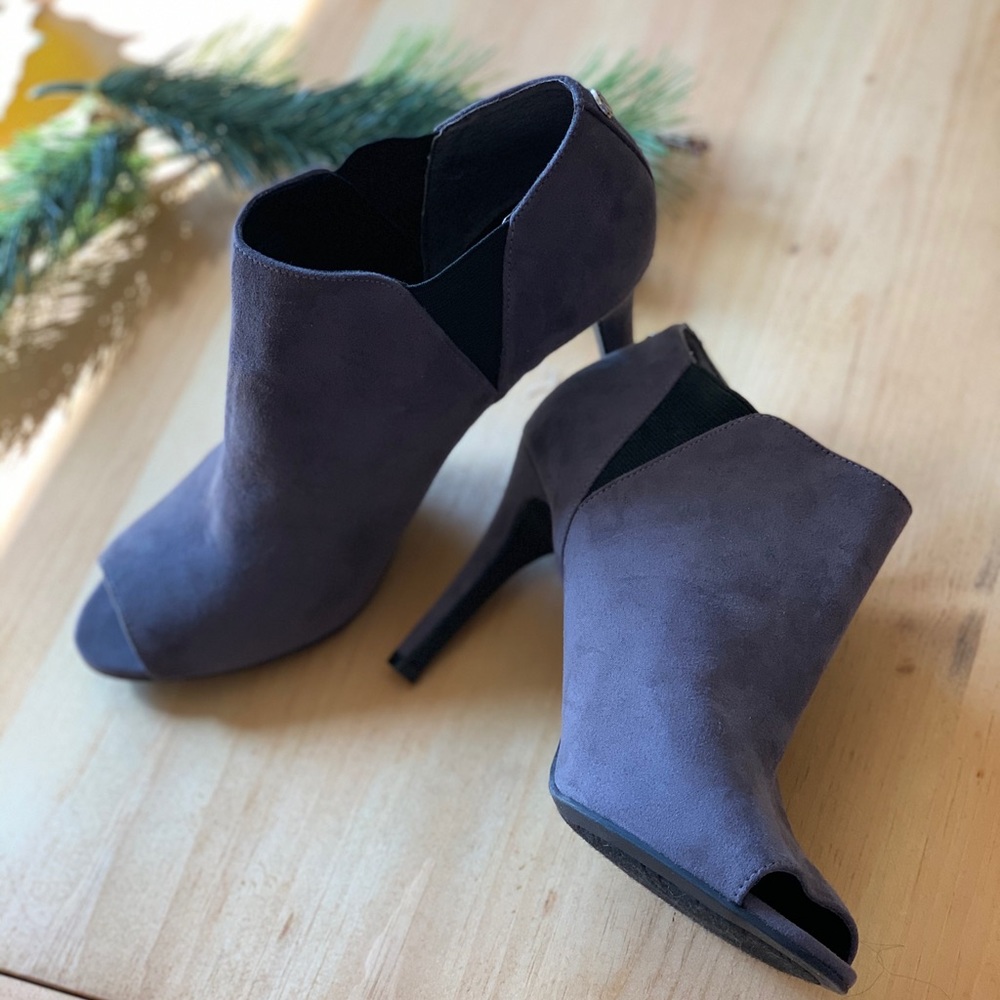 Unisa Saffyre Peep Toe Ankle Bootie